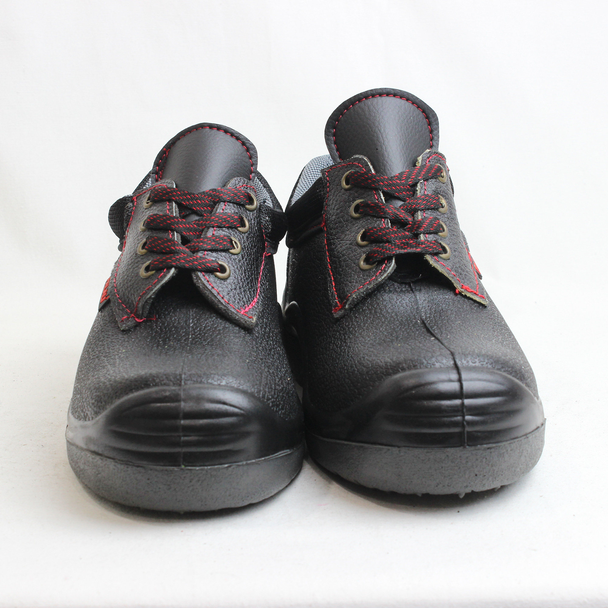 Palalı Siyah Bağlı Çelik Burun İş Ayakkabısı S4